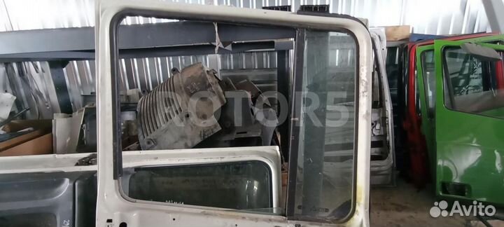 Дверь передняя левая DAF XF 105 2006