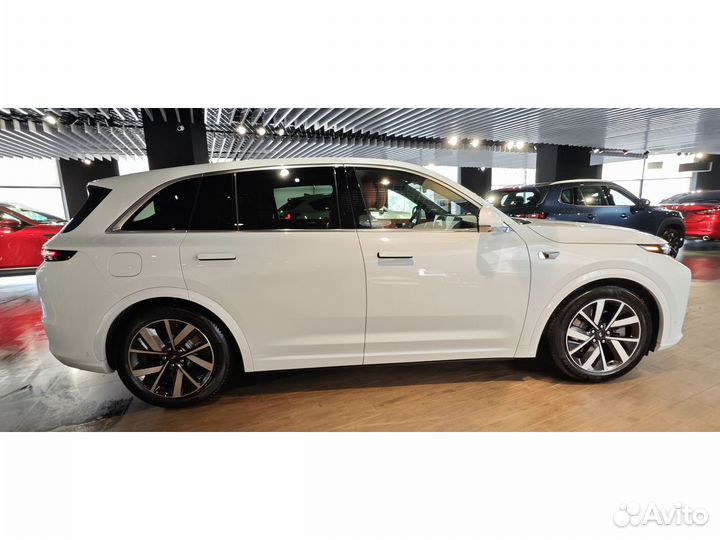 LiXiang L7 1.5 AT, 2024