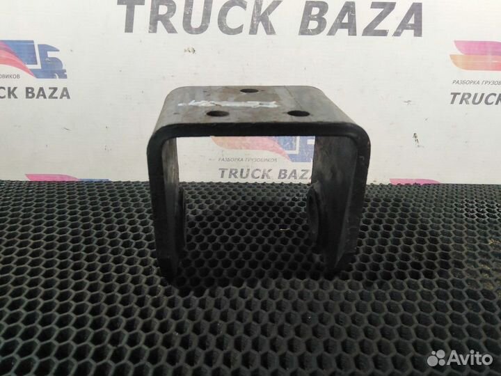 Кронштейн опоры АКПП Iveco Eurotrakker