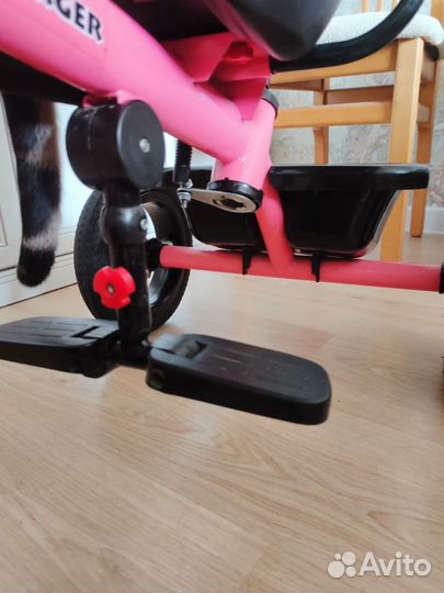 Детский трёхколесный велосипед розовый