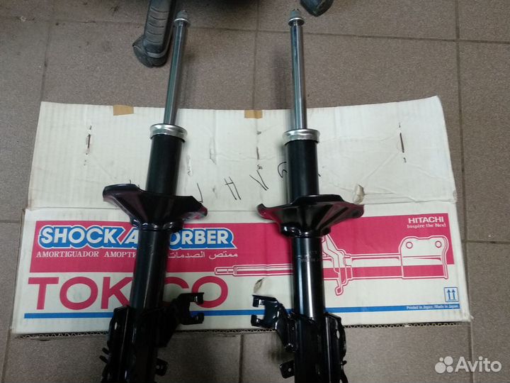 Стойки Tokico Nissan Pulsar B14/b15 95-97г перед