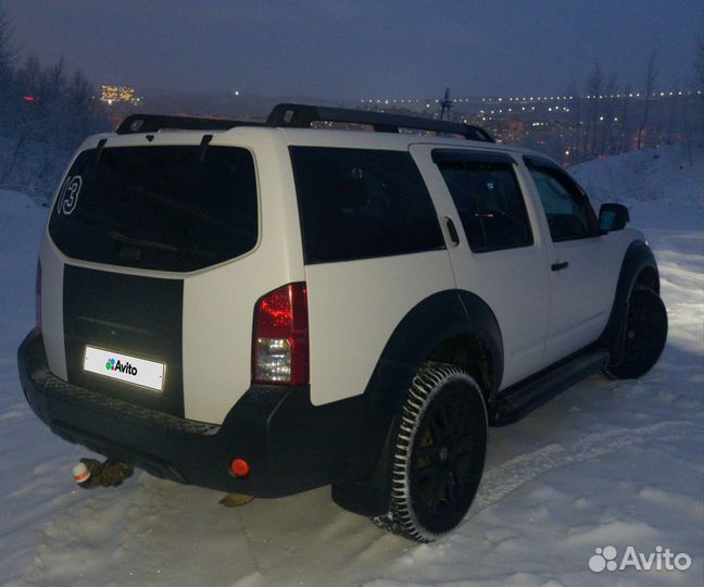 Nissan Pathfinder 2.5 AT, 2012, 210 100 км