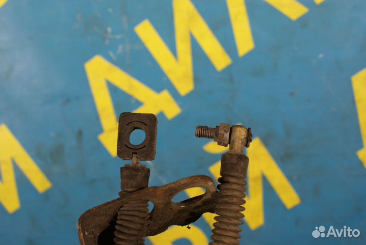 Трос кулиса кпп Volkswagen Passat B3