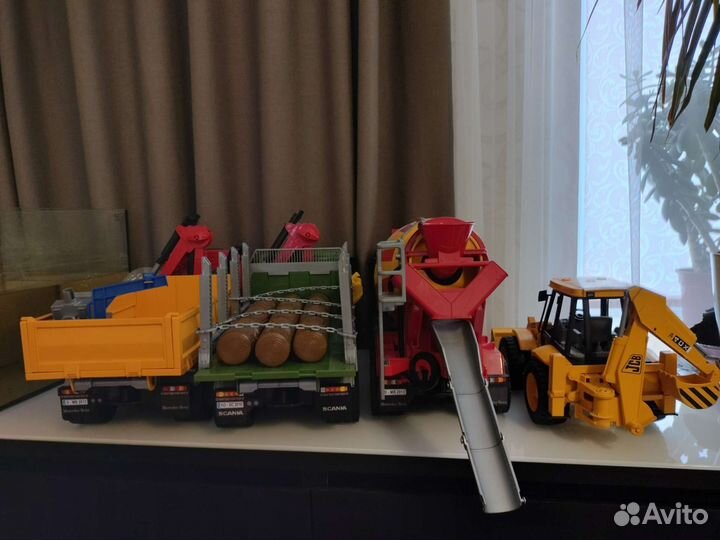 Машинки bruder