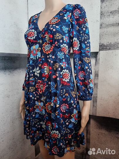 Платье женское 42-44 размер