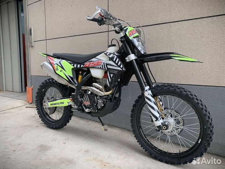 Эндуро / кроссовый мотоцикл BSE T8 Green Twister