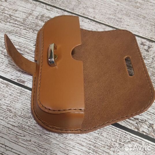 Футляр для очков кожаный