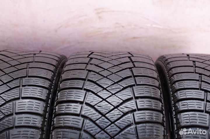 Pirelli Ice Zero FR 225/45 R19 96H