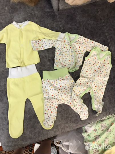 Детские вещи на мальчика/девочку (3 пакета)