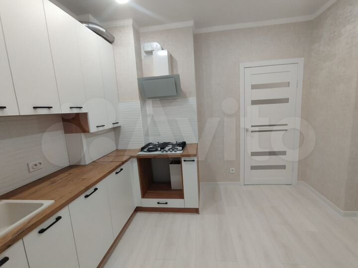 2-к. квартира, 56 м², 2/9 эт.