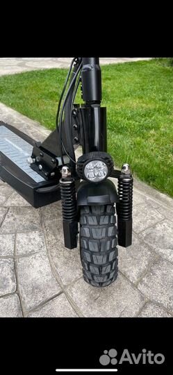 Новый электросамокат с сиденьем KugooKirin M4 PRO