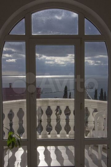 Комната 30 м² в 6-к., 2/3 эт.