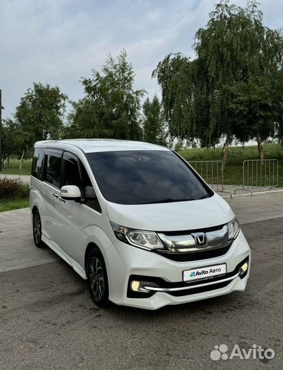 Honda Stepwgn 1.5 CVT, 2015, 98 000 км