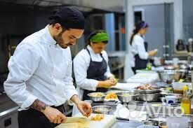 Помощник повара(без опыта, подработка ) в Бургерну