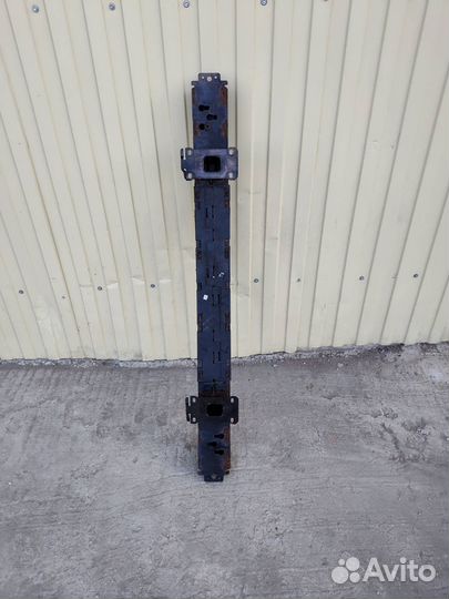 Усилитель бампера передний Land Rover Range Rover