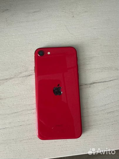 iPhone SE (2020), 256 ГБ