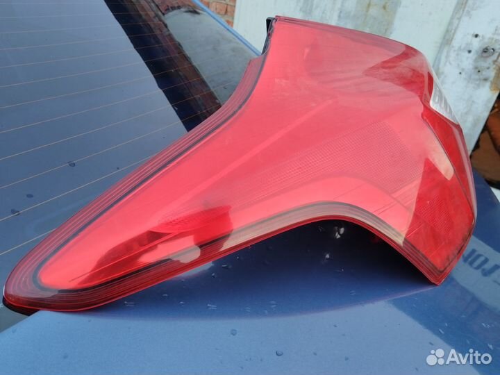 Фонарь задний левый ford focus 3