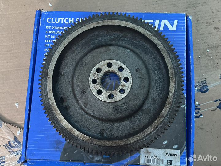 Маховик Toyota Corolla E150 коробка робот