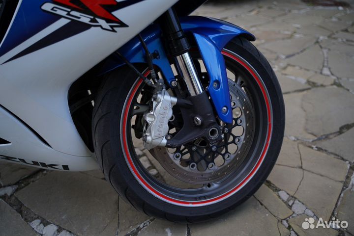 Suzuki GSX-R 600 L1