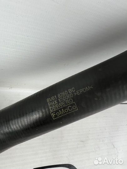 Патрубок системы охлождения Ford Focus 3 CB8 1.6L