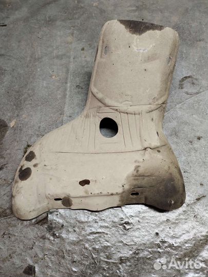 Экран коллектора Ford focus 2 1,6