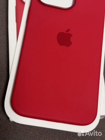 Чехол Apple iPhone 13 Pro Silicone Red оригинал