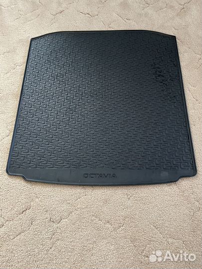 Коврик багажника Octavia А7 VAG 5E5 061 160