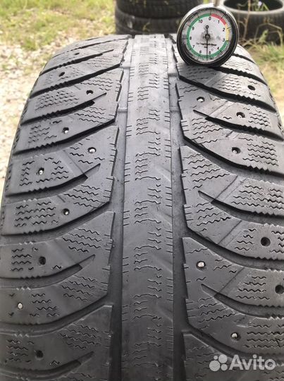 Bridgestone Ice Cruiser 7000 225/50 R17 94T