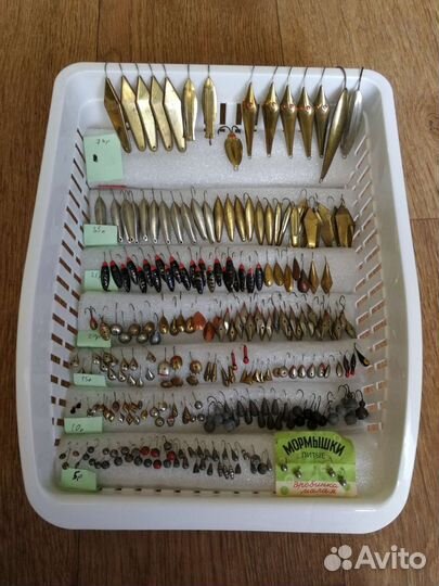 Удочки, блесны, крючки и пр