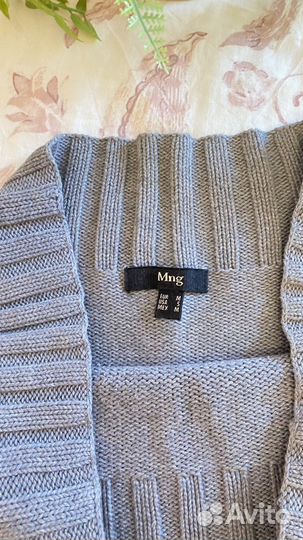 Джемпер Mango р.42 с открытыми плечами