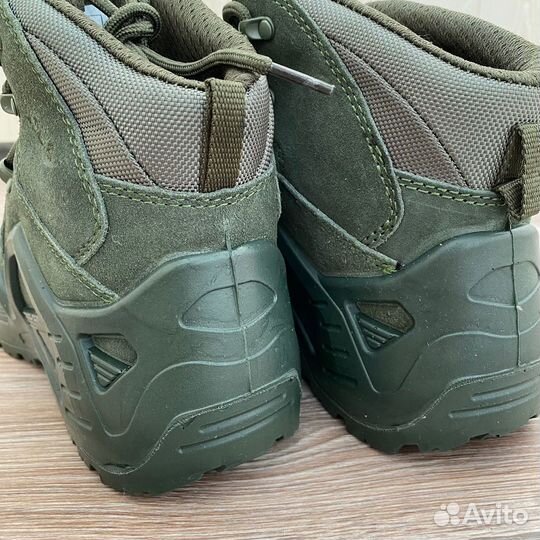 Тактические ботинки Lowa лова. Олива