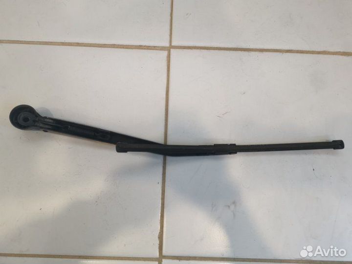 Поводок стеклоочистителя задний Bmw X1 E84 2.0