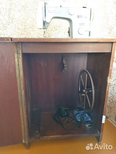 Швейная машина Veritas