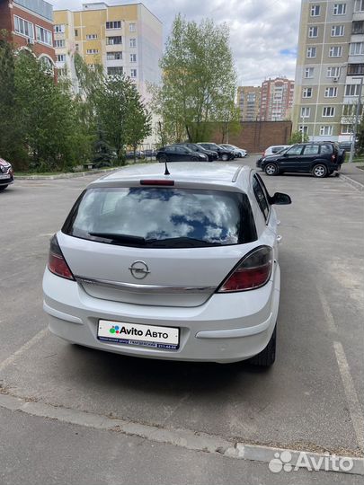 Opel Astra 1.8 AT, 2012, 203 000 км