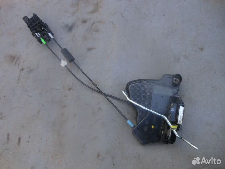 Замок двери передней левой для Suzuki Grand Vitara