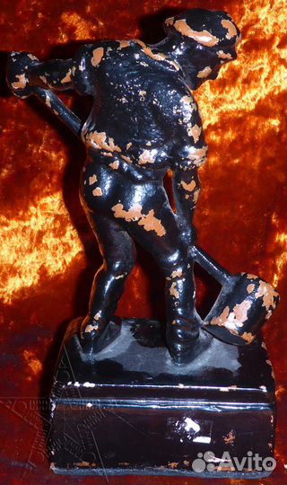 Скульптура Сталевар (литейщик)