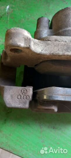 Суппорт в сборе Ауди А4