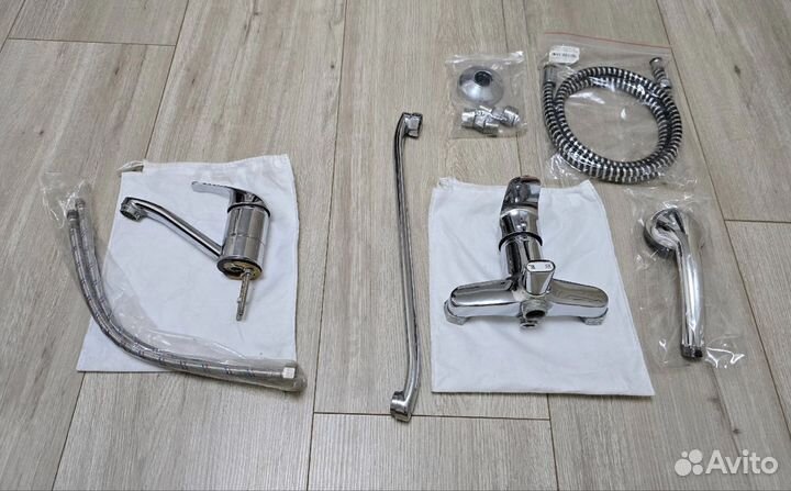 Два смесителя