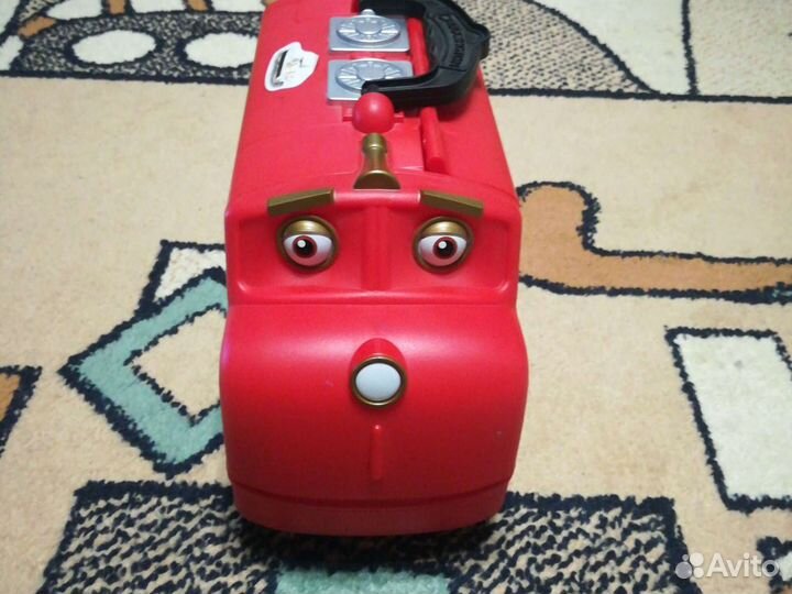 Детский чемоданчик паровозик из мультфильма Чаггин