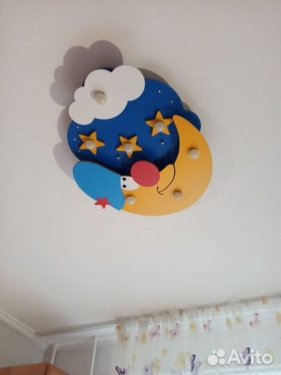 Люстра потолочная для детской комнаты