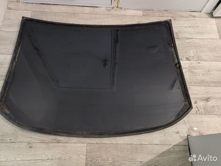 Заднее лобовое стекло на ford mondeo 4