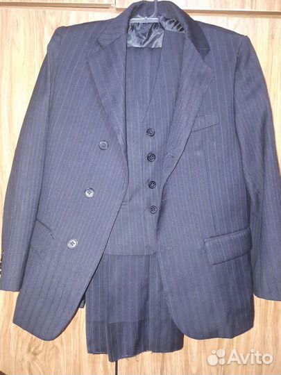 Школьный костюм