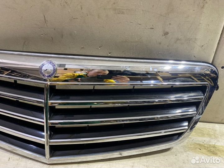 Решетка радиатора Mercedes-Benz E-Class W212