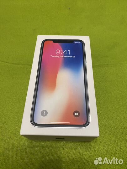 iPhone X, 64 ГБ