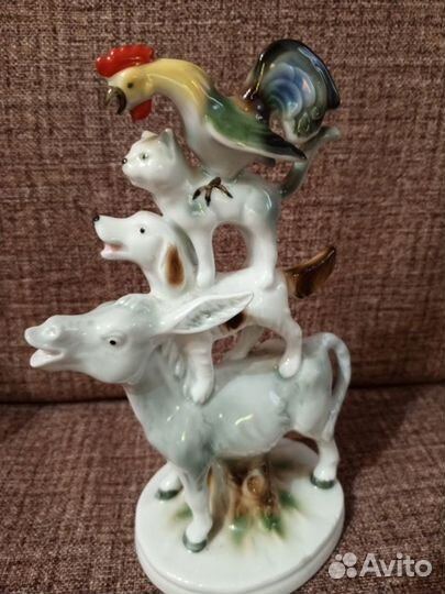 Фарфор. статуэтка 