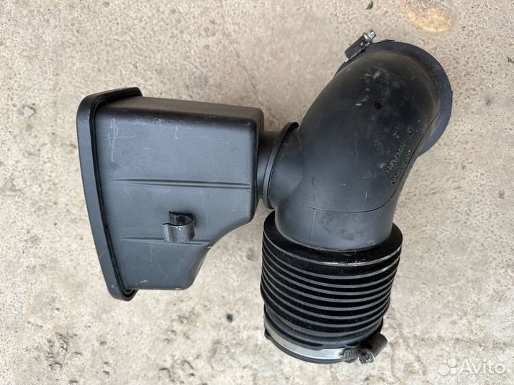 Патрубок воздушного фильтра bmw е60 N52