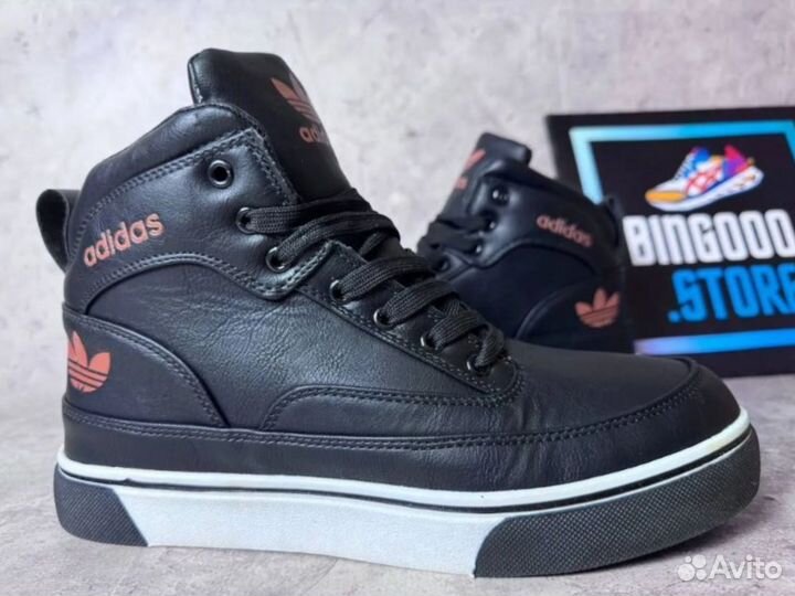 Ботинки Adidas с мехом