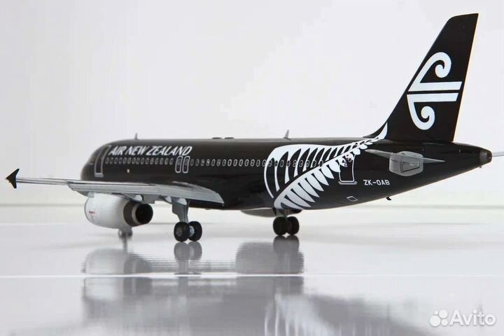 Модель самолета Airbus 320