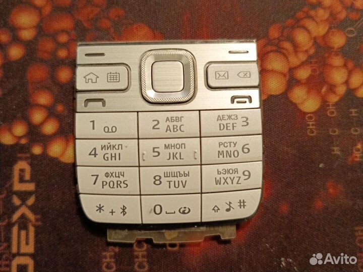 Корпус и клавиатура на телефон Nokia E-52