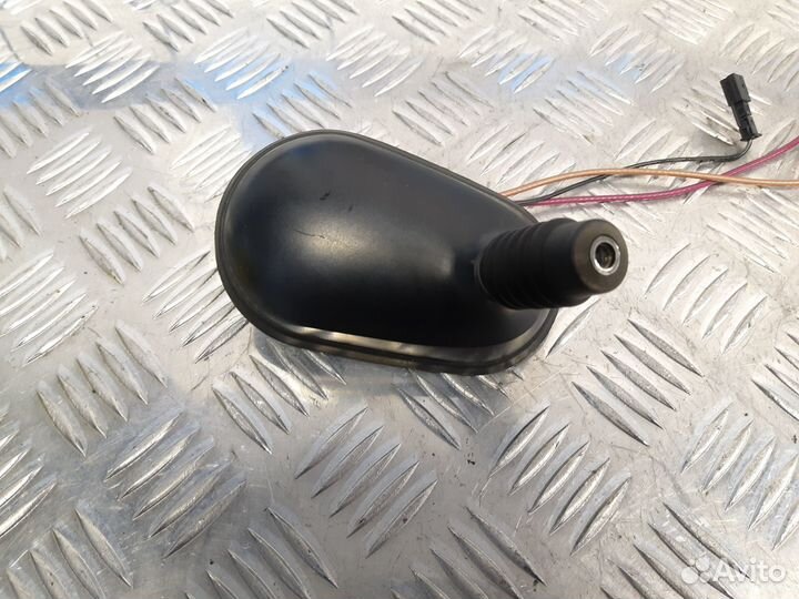 Б/У Антенна основание / на крышу MB A-Class W16